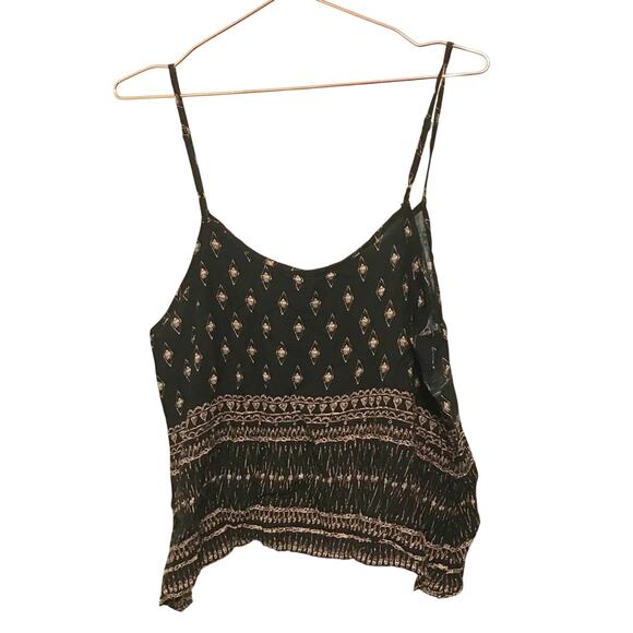 Mudd Strappy Cropped Top - Size Medium - NWT - Picture 2 of 6
